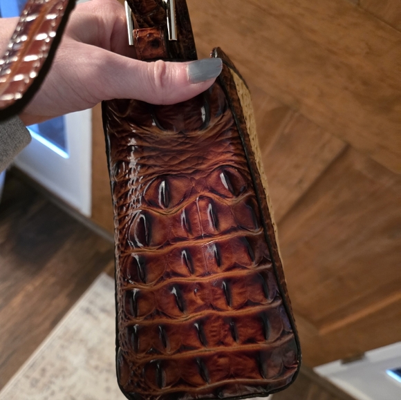 Brahmin Tan and Brown Woven Shoulder Bag - Picture 9 of 12